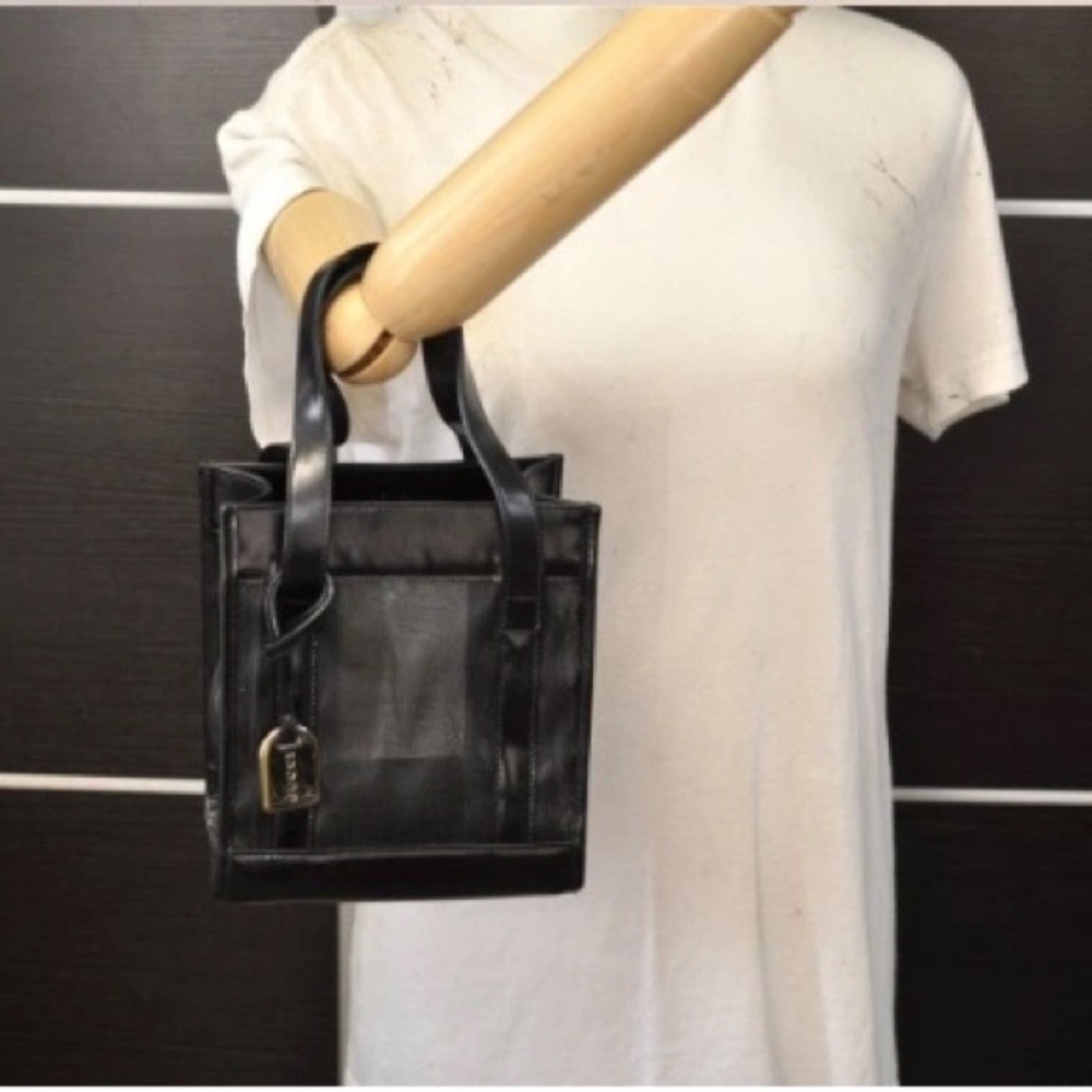 Gucci Black Mesh Tote Bag with Pouch EUC - Picture 7 of 16